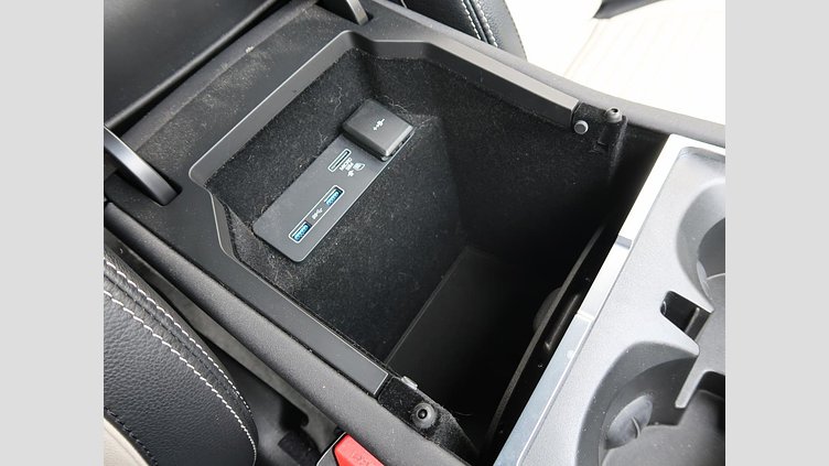 2020 認定中古車 Land Rover Discovery Sport フジホワイト D180 AWD（オートマチック） 標準ホイールベース ディスカバリー スポーツ R-DYNAMIC SE