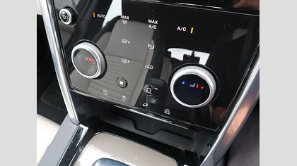 Discovery Sport 8