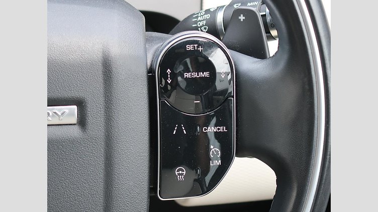 2020 認定中古車 Land Rover Discovery Sport フジホワイト D180 AWD（オートマチック） 標準ホイールベース ディスカバリー スポーツ R-DYNAMIC SE