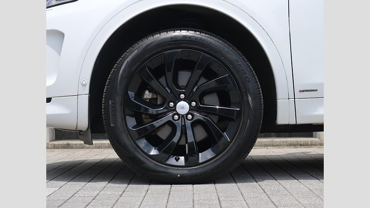 2020 認定中古車 Land Rover Discovery Sport フジホワイト D180 AWD（オートマチック） 標準ホイールベース ディスカバリー スポーツ R-DYNAMIC SE