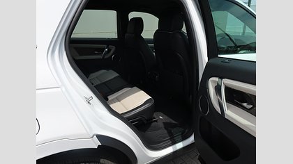 Discovery Sport 77