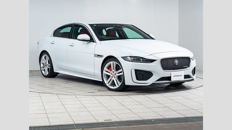 2019 認定中古車 Jaguar XE ユーロンホワイト D180 RWD AUTOMATIC R-DYNAMIC S D180