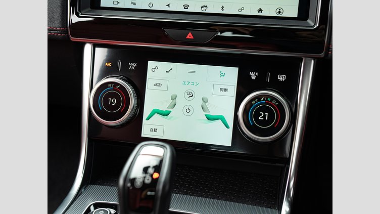 2019 認定中古車 Jaguar XE ユーロンホワイト D180 RWD AUTOMATIC R-DYNAMIC S D180