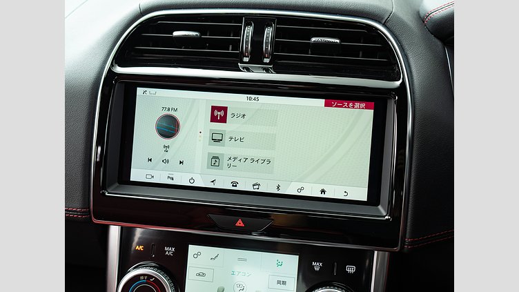2019 認定中古車 Jaguar XE ユーロンホワイト D180 RWD AUTOMATIC R-DYNAMIC S D180
