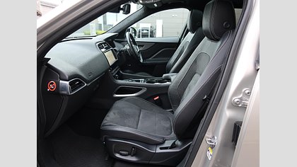F-Pace 40