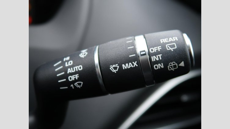 2016 認定中古車 Jaguar F-Pace Aruba ガソリン S