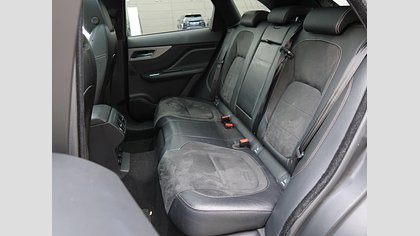 F-Pace 58