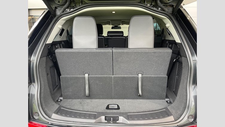 2018 認定中古車 Land Rover Discovery Sport Carpathian Grey 2.0 litre i4P​ ＳＥ
