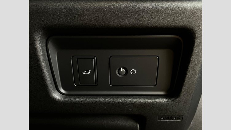 2018 認定中古車 Land Rover Discovery Sport Carpathian Grey 2.0 litre i4P​ ＳＥ