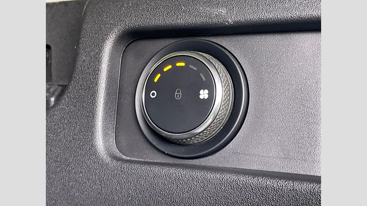 2018 認定中古車 Land Rover Discovery Sport Carpathian Grey 2.0 litre i4P​ ＳＥ