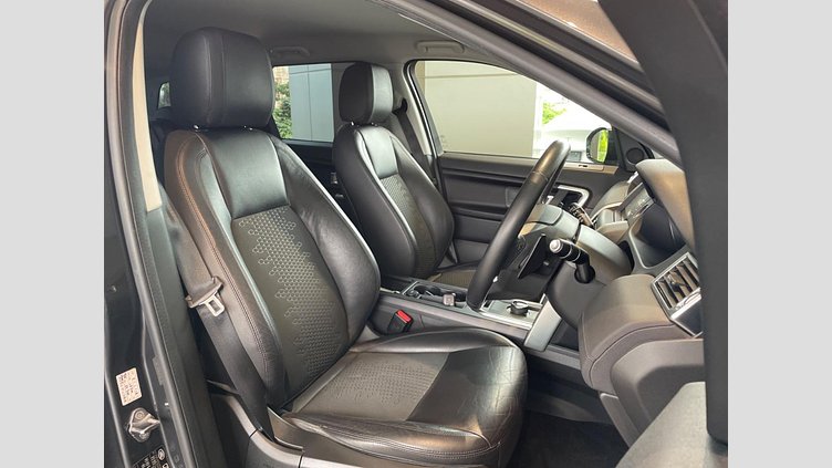 2018 認定中古車 Land Rover Discovery Sport Carpathian Grey 2.0 litre i4P​ ＳＥ