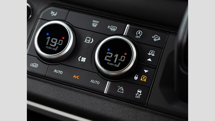 2023 認定中古車 Land Rover Defender 110 Santorini Black 3.0 litre i6D​ 110X-Dynamic　HSE　D300　 エアサスペンション