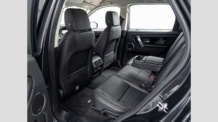 2023 認定中古車 Land Rover Discovery Sport カルパチアングレイ D200 AWD（オートマチック）MHEV SE D200 7人乗り