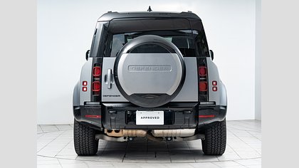 Defender 110 6