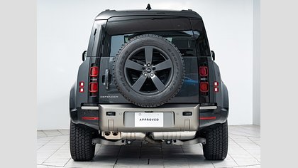 Defender 110 6
