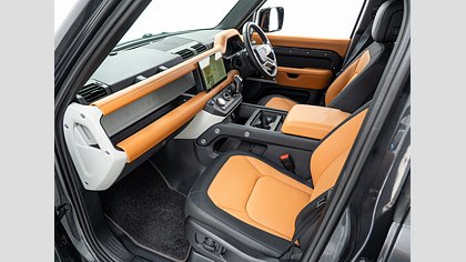 Defender 110 2
