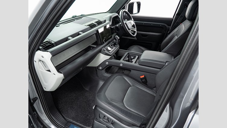 2023 認定中古車 Land Rover Defender 110 アイガーグレイ D300 AWD（AT） X-DYNAMIC HSE D300 エアサスペンション