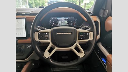 Defender 110 15