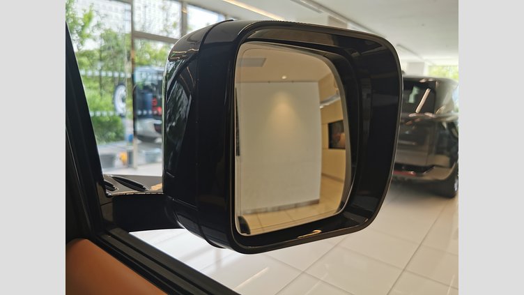 2024 認定中古車 Land Rover Defender 110 サントリーニブラック D300 AWD（AT） X-DYNAMIC HSE