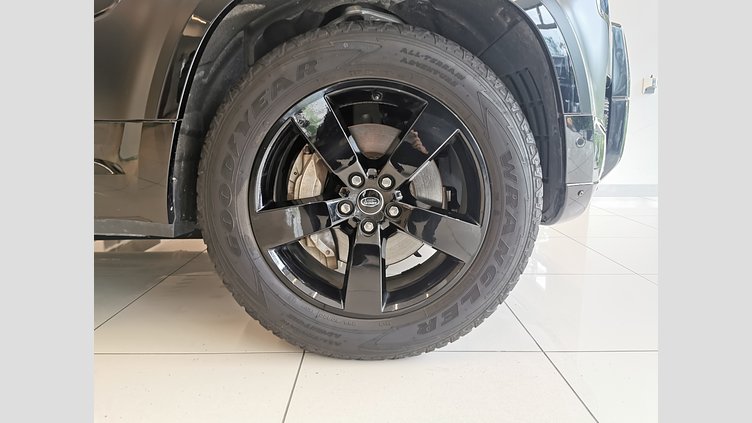 2024 認定中古車 Land Rover Defender 110 サントリーニブラック D300 AWD（AT） X-DYNAMIC HSE