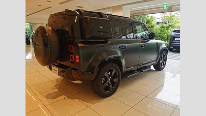 Defender 110 13