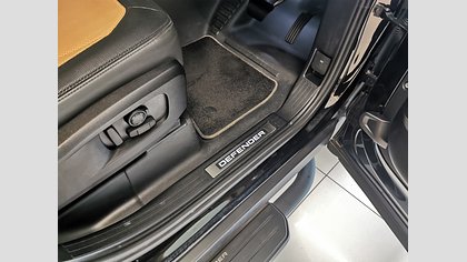 Defender 110 38