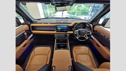 Defender 110 3