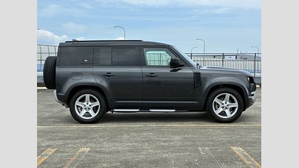Defender 110 3
