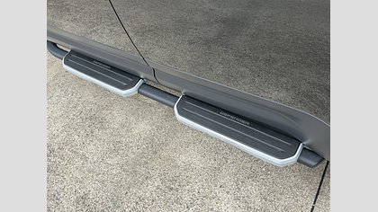 Defender 110 9