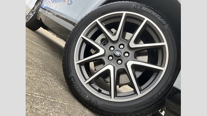 Range Rover Velar 8