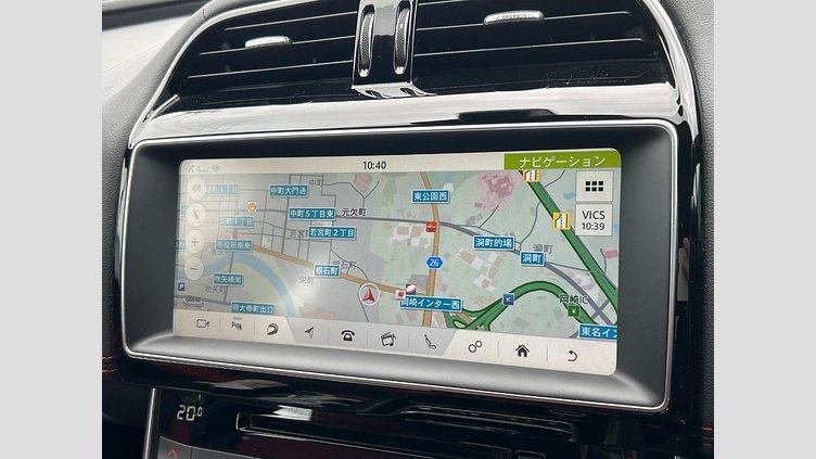 2016 認定中古車 Jaguar XE Firenze Red P300
 Ｓ