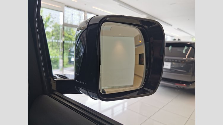 2023 認定中古車 Land Rover Defender 110 サントリーニブラック P300 AWD（AT） SE