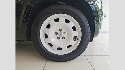 Defender 110 8