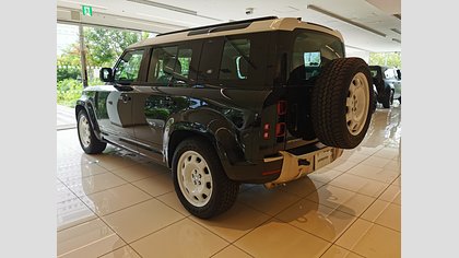 Defender 110 1
