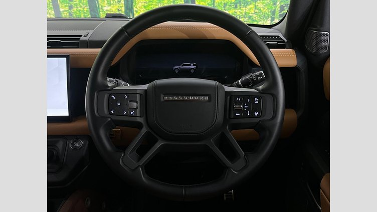 2023 認定中古車 Land Rover Defender 110 サントリーニブラック D300 AWD（AT） X