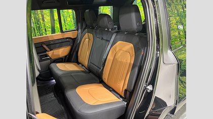Defender 110 16