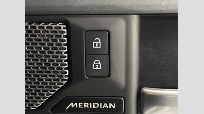 Defender 110 24
