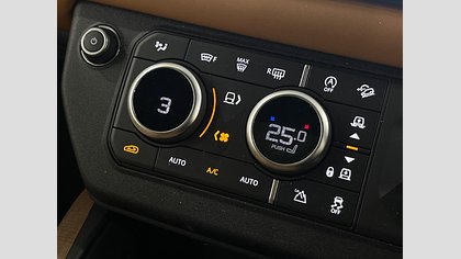 Defender 110 69