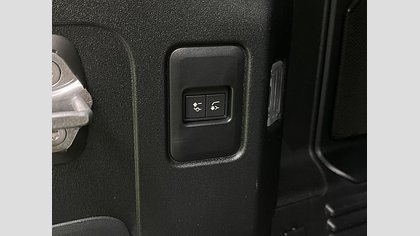 Defender 110 68