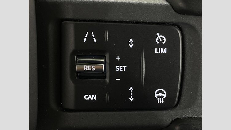 2023 認定中古車 Land Rover Defender 110 サントリーニブラック D300 AWD（AT） X