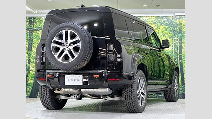 Defender 110 6