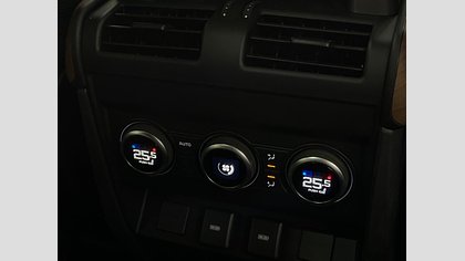 Defender 110 31