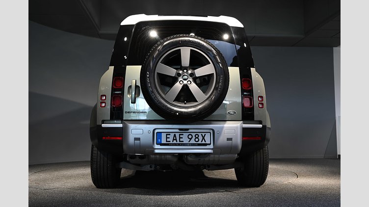 2023 Begagnad Land Rover Defender 110 Pangea Green AWD 110 D300 SE
