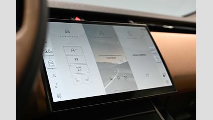 Range Rover Velar 19