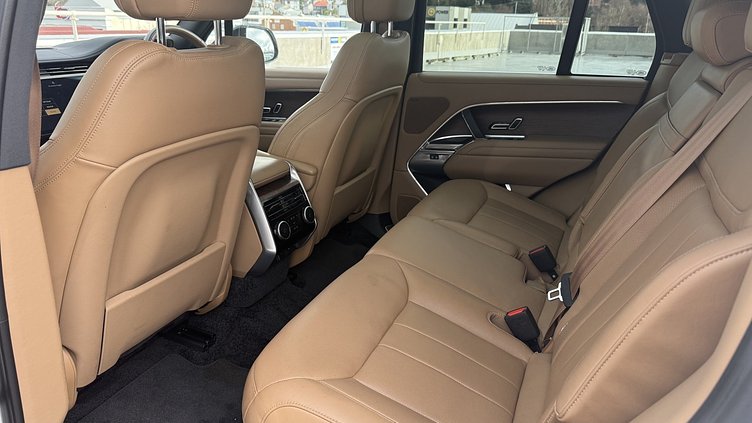 2023 Approved Land Rover Range Rover Ostuni Pearl White D350 HSE SWB
