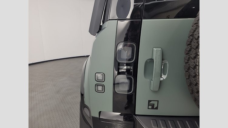 2026 Approved Land Rover Defender 110 Keswick Green AUTOMATIC Land Rover Defender 110 D350 Trophy Edition