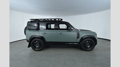 Defender 110 6