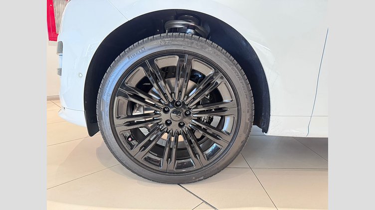 2026 Nuevo Land Rover Range Rover Sport Fuji White P400 Gasolina MHEV SWB Dynamic SE