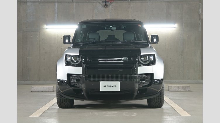 2023 認定中古車 Land Rover Defender 110 ハクバシルバー D300 AWD（AT） X