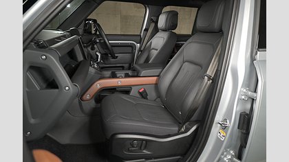 Defender 110 2